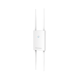 Punto de acceso para exterior Wi-Fi 802.11 ac 2.33 Gbps, Wave-2, MU-MIMO 4x4:4, de largo alcance con administración desde la nube gratuita o stand-alone.