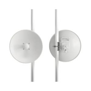 Suscriptor 450i para multipunto, 4900 - 5925 MHz, hasta 300 Mbps, antena de 25 dBi (C050045B021A)