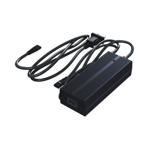 Unitree go2charg Cargador Rápido Go2 / 302.4W / Entrada 100-240V~50/60Hz / Salida 33.6V 9.0A / Carga Rápida en 0.8 Horas / Compatible con Baterías Estándar y de Larga Duración