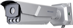 Hikvision ids-tcm403-bi(g)/y/poe/0832 Bala IP 4 Megapixel / ANPR / Reconocimiento y Captura de Placas Vehiculares para Trafico de Alta Velocidad / DARKFIGHTER / WDR 140 dB / IP67 / IK10 / Lente Mot. 8 a 32 mm / 40 mts IR / MicroSD